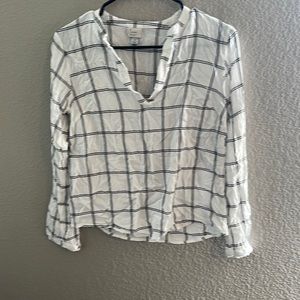 Plaid long sleeve blouse